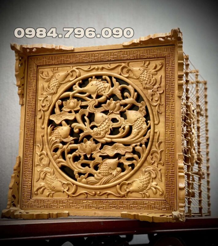 Lồng chim chào mào phom uốn vai – tích cửu ngư (sen cá) – gỗ cẩm vàng 21 LỒNG CHIM CHÀO MÀO PHOM UỐN VAI – TÍCH CỬU NGƯ (SEN CÁ) – GỖ CẨM VÀNG INDO CAO CẤP