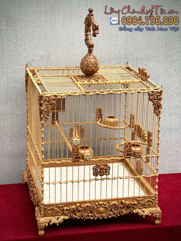 Lồng Chim Chào Mào Phom Vuông Đấu – Hoa Văn Tân Cổ Điển 14 Lồng Chim Chào Mào Phom Vuông Đấu – Hoa Văn Tân Cổ Điển | Siêu Phẩm Đẳng Cấp, Gỗ Cẩm Vàng Indo Tuyển Chọn