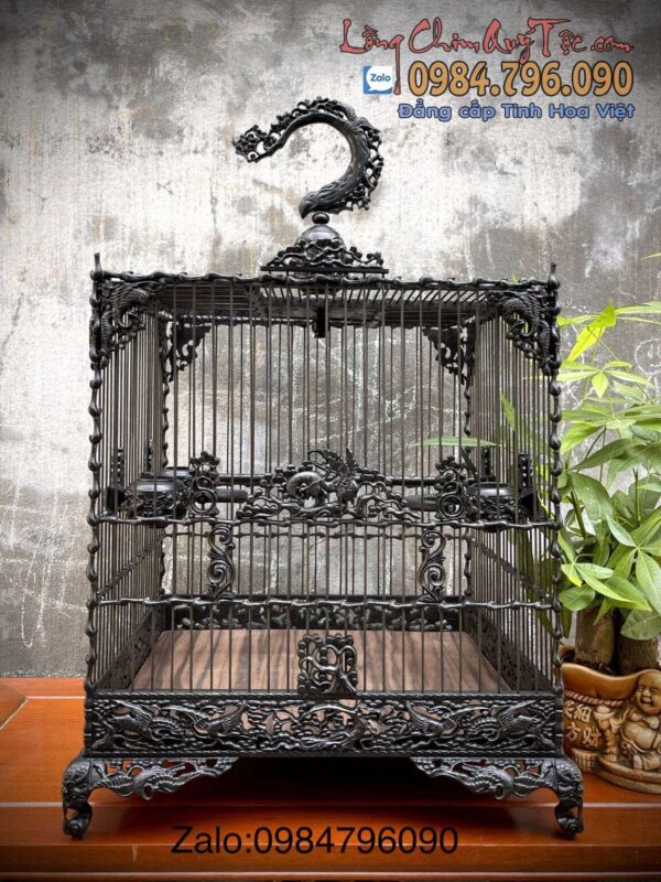 Lồng Chim Chào Mào Phom Vuông Đấu – Tích Tùng Hạc Trường Thọ 15 Lồng Chim Chào Mào Phom Vuông Đấu – Tích Tùng Hạc Trường Thọ | Siêu Phẩm Mun Đen Già Tuyển Chọn