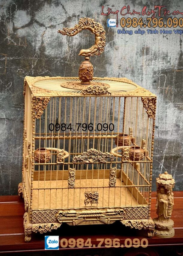 Lồng chim chào mào vuông đấu gỗ cẩm vàng chạm Mai Đào 9 z4313946298455 16678ae91fdd25bbf63ac9c55d4c312c 1153x1536 min 1